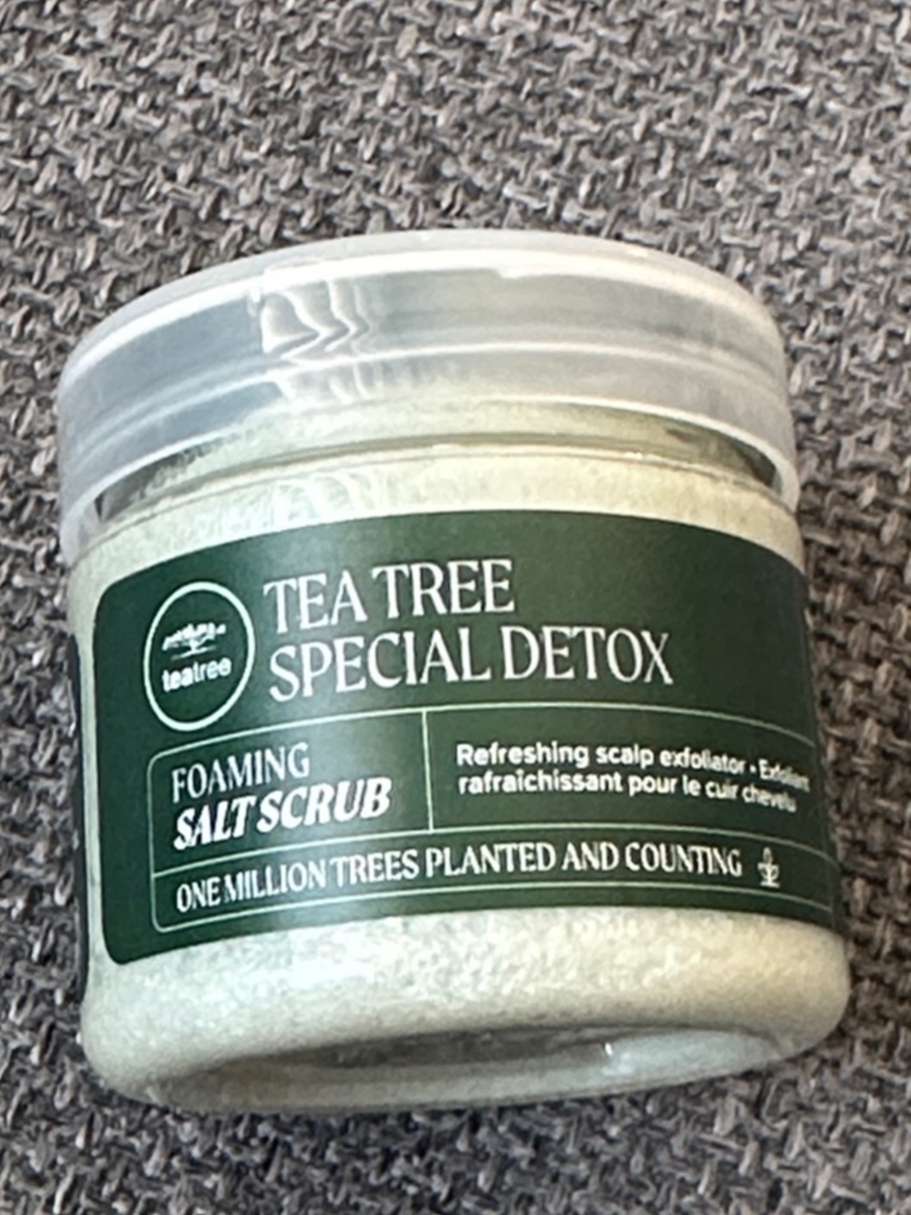 Tea Collection Tea Tree Special Detox Foaming Salt Scrub - Green & White